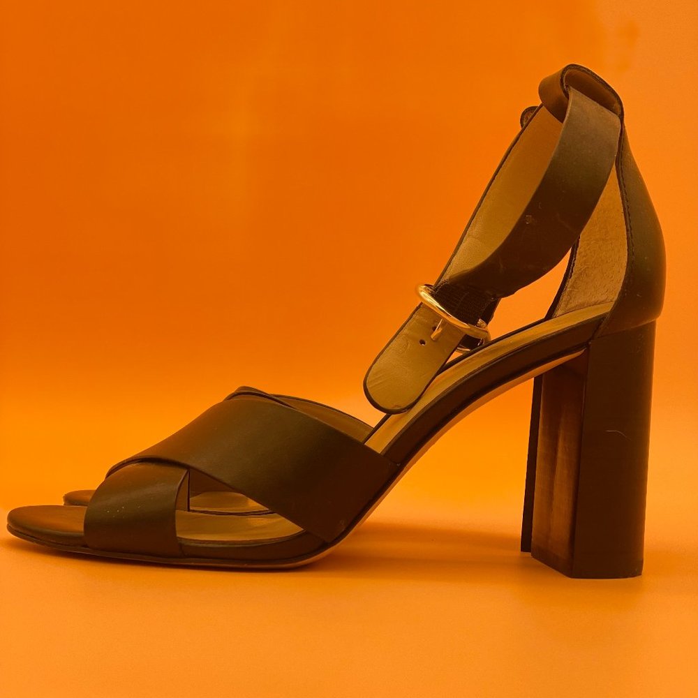 Ann Taylor ankle strap cross front heels sandals Sz 7 Black